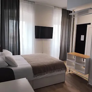 Apartment Agostini - Self Check-in - Gated Parking On Site